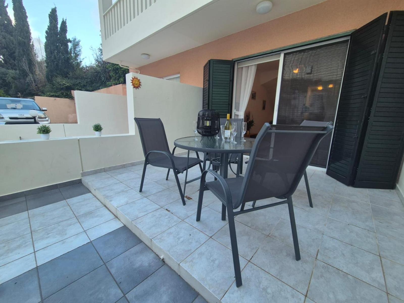 Hébergement de vacances 2 Bedroom Townhouse Lower Paphos Cyprus Peyia