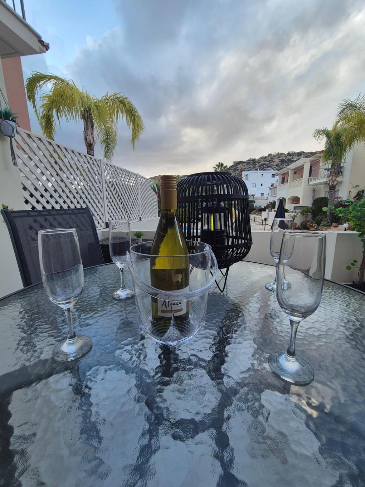 2 Bedroom Townhouse Lower Paphos Cyprus Peyia