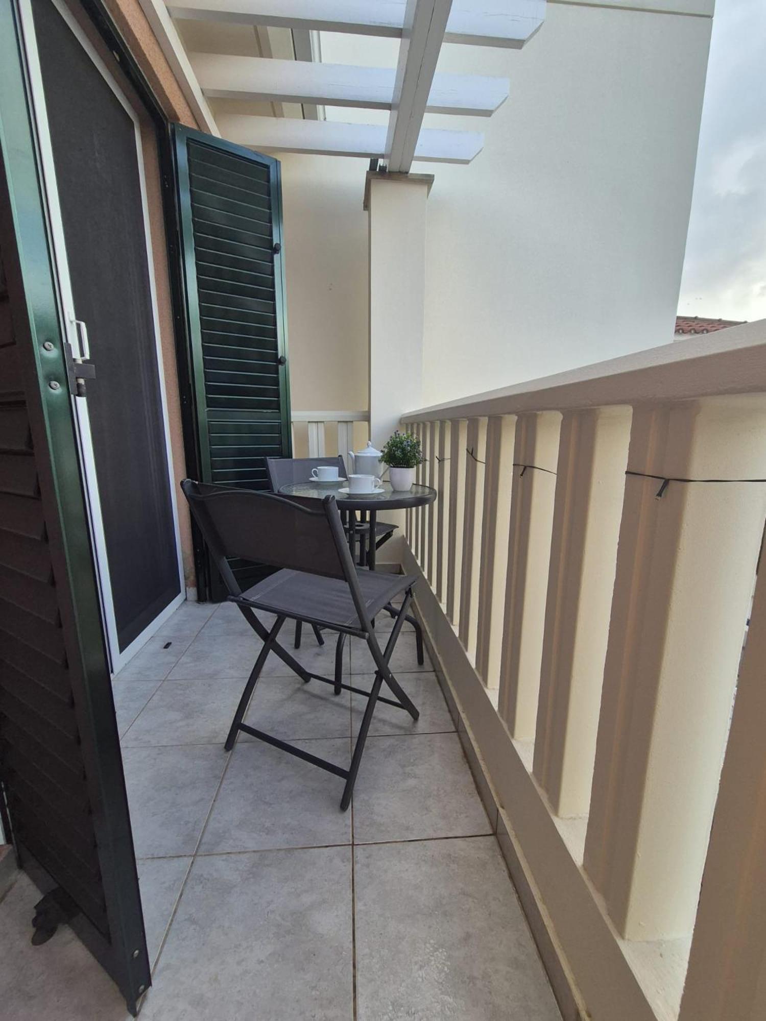 Hébergement de vacances 2 Bedroom Townhouse Lower Paphos Cyprus *